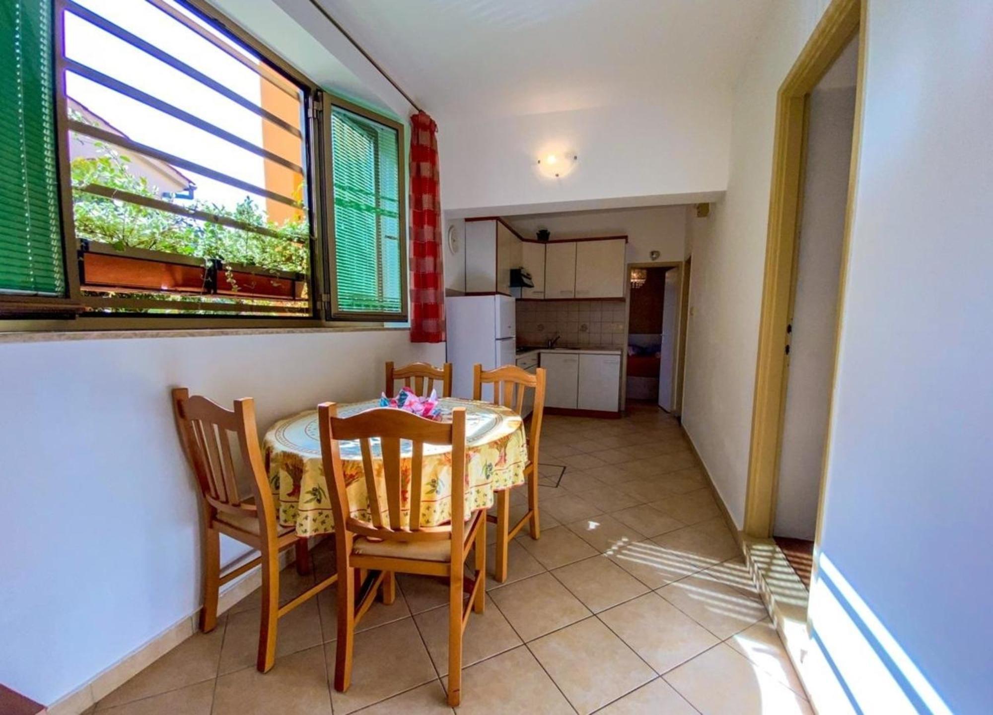 Fuer 4 Personen Ca 50 Qm In Rovinj, Istrien Istrische Riviera Appartement Rovinj